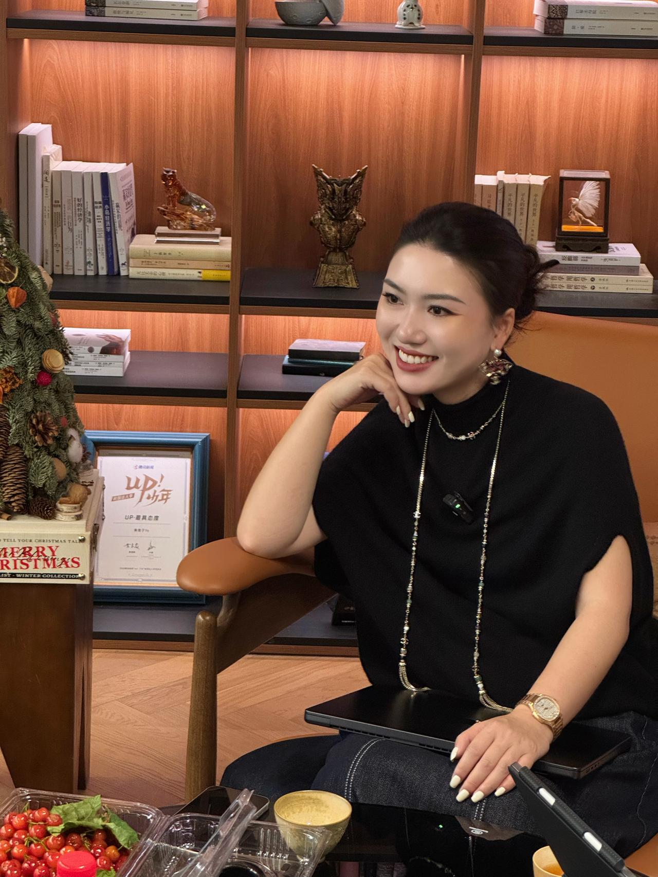 昨天有个宝宝跟我说，栗子，我真的很累。
我问ta怎么个累法。

Ta说，每天都在