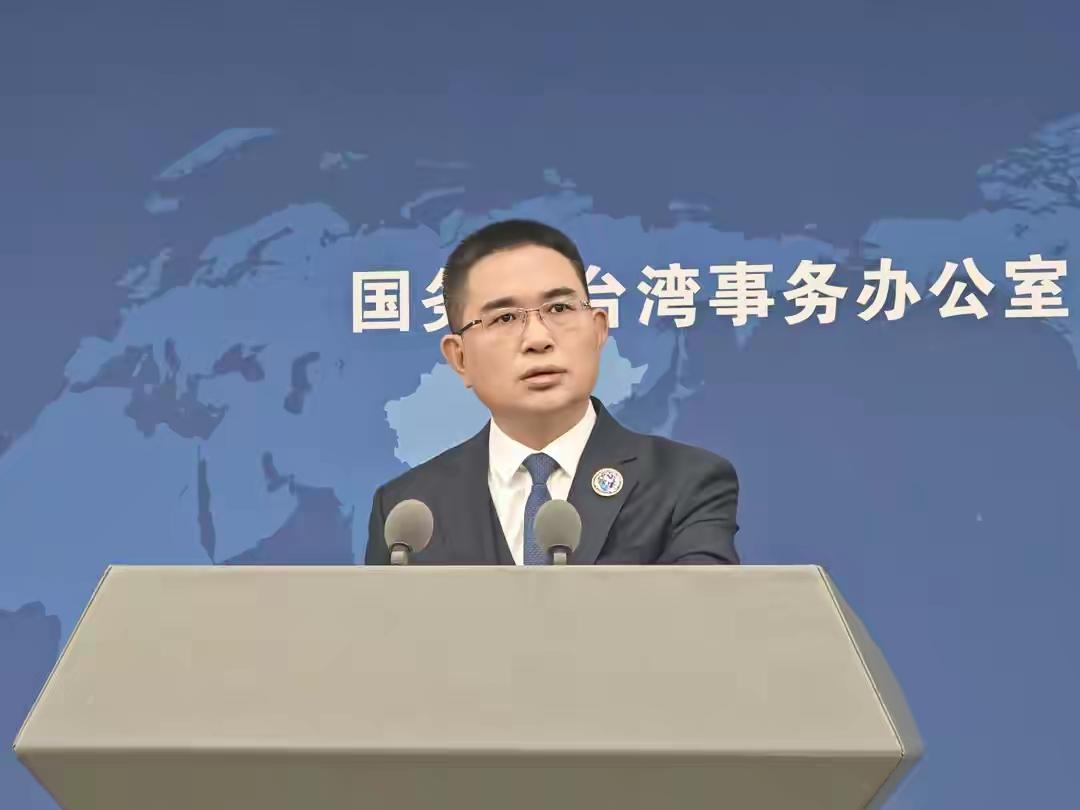 台湾艺人林志玲辞去台湾“文策院”董事职务，与台独彻底划清界限！不过，虽然辞任了，