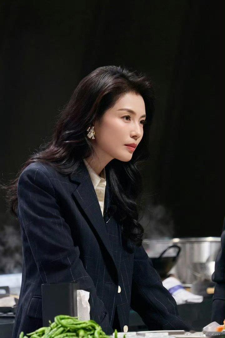 刘涛江西人的胃口刘涛的味蕾被通杀了江西人的硬核胃口名不虚传，刘涛既能扛住赣菜的浓