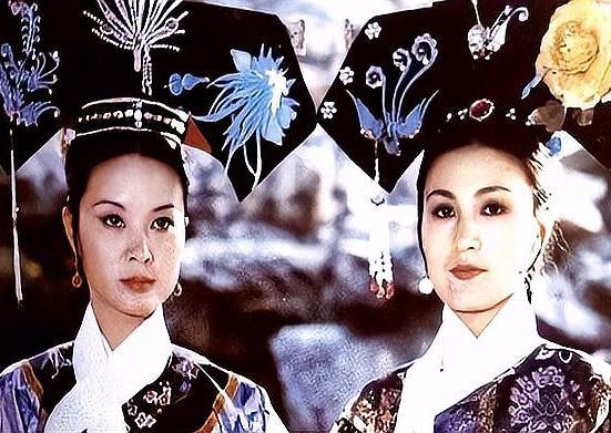 清朝东太后慈安有多狠？她活着时，慈禧连大声说话都不敢
 
你们真以为慈安是史书里