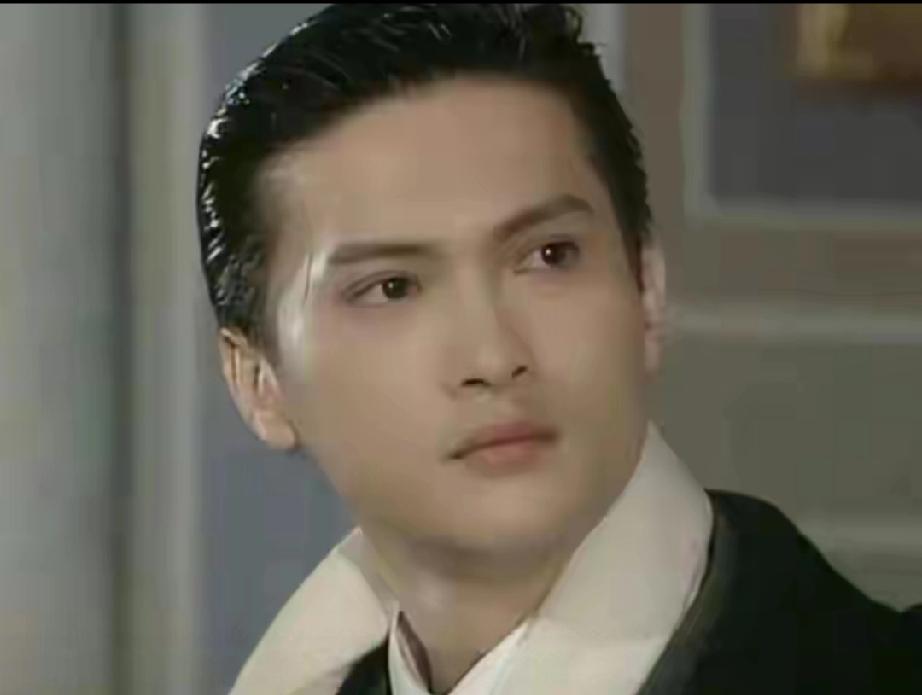 为自闭症儿子息影，花千万治疗，他让“傻”儿子成学霸，苦尽甘来
 
      T