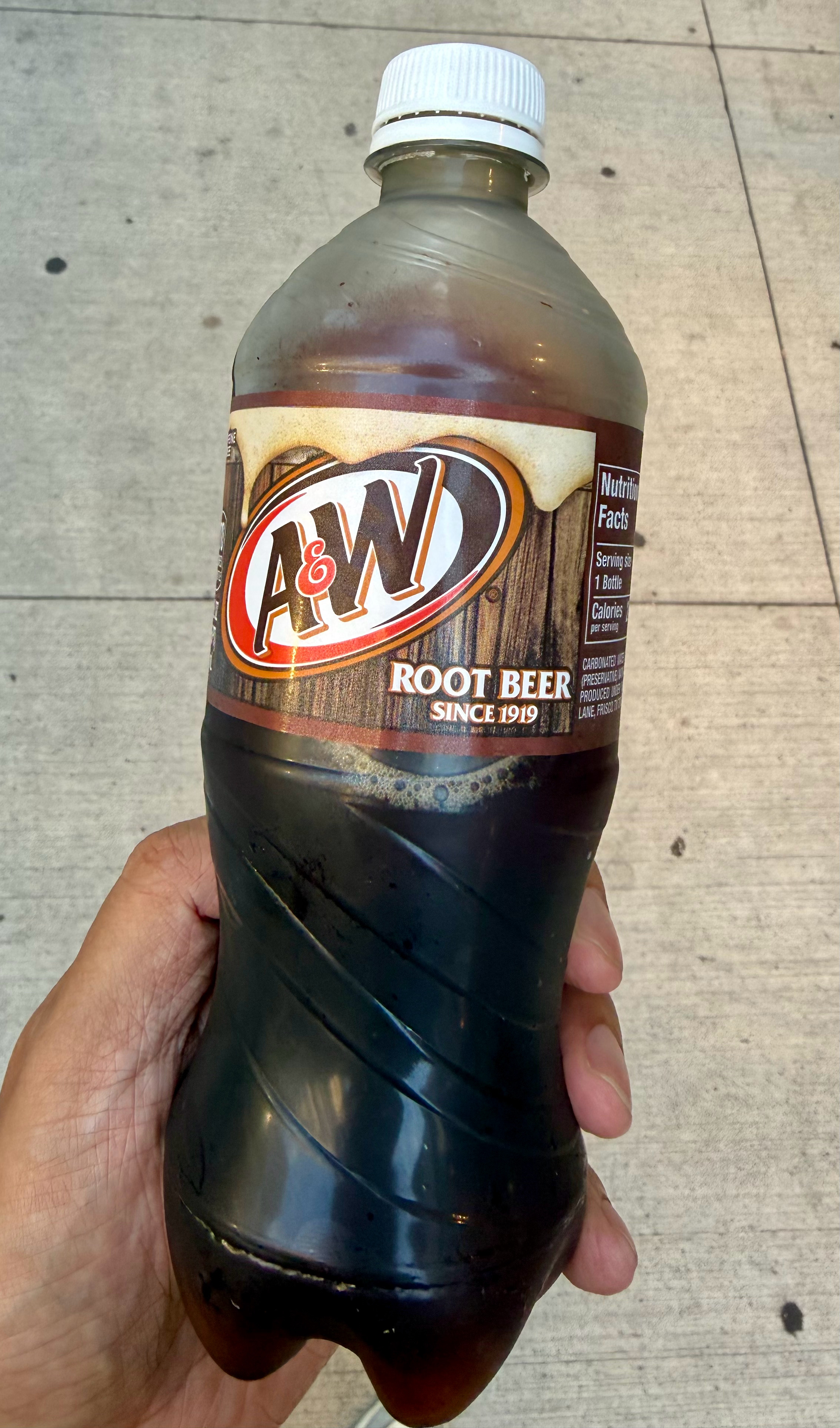 Root Beer 美国版的黑松沙士 一路喝到现在，真好喝 美国·Manhatt