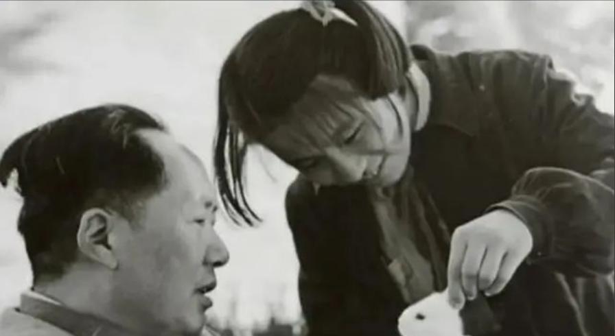 毛泽东的小女儿李讷，铭记父亲去世前的遗嘱，八年后终完成父亲的夙愿，真是感人至深！