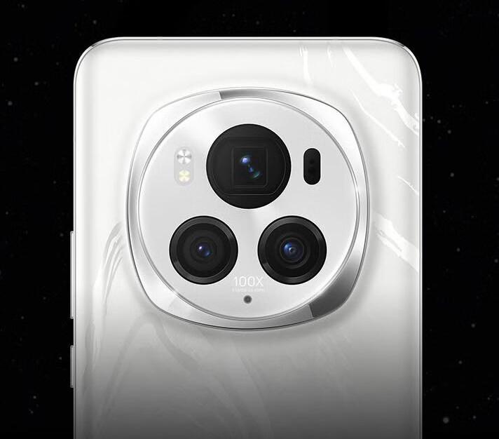 从荣耀Magic6 Pro看品牌思维：突破还是盲从？
在「荣耀Magic6 Pr