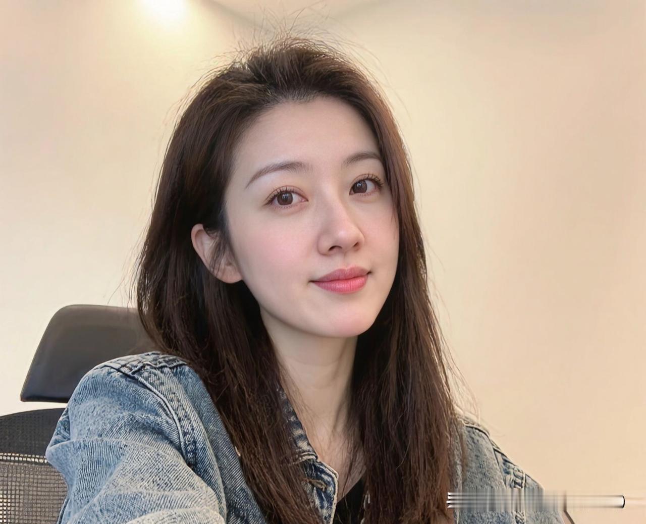 一段好的关系，
从来不需要你费力去迎合。
爱你的人，
不会让你踮起脚尖去够，
他