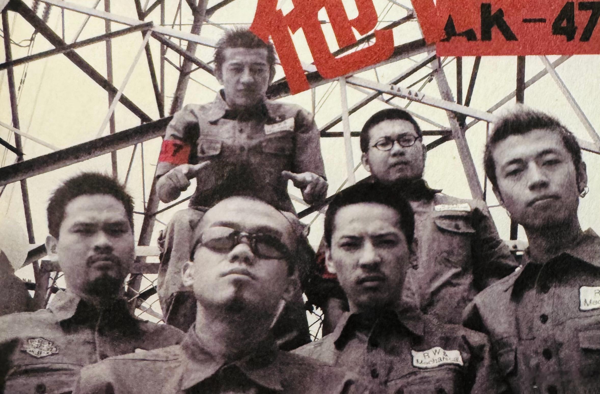 “经典BAND时间”；“痛苦的信仰”乐队，“扭曲的机器”乐队，“AK47”乐队…