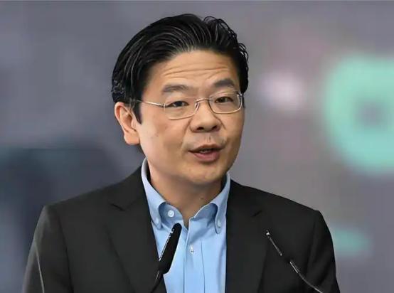 捂来捂去，新加坡还是破防了！
最近新加坡网民都在吐槽，新加坡被印度人入侵了，结果