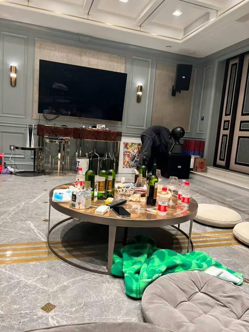 鹿晗，买超，范丞丞，全怼脸发了？司晓迪疑似发鹿晗