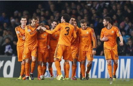 【皇马公布联赛20人大名单:C罗贝尔领衔出战】北京时间12月14日，皇马官方公布