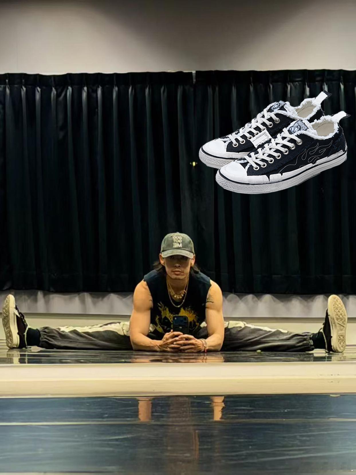 在日常po文中：再次上脚【xVESSEL x  NDPD联名鞋】手工裂纹如时光褶