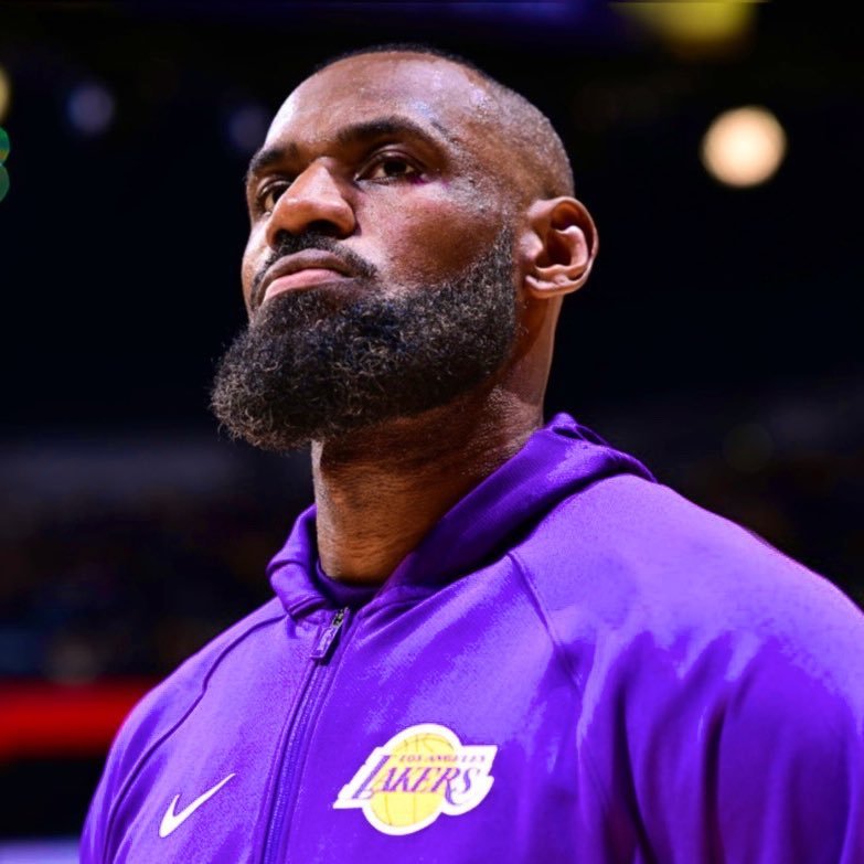 詹姆斯在拿下30分后：“我要好好保养身体……明天有背靠背的比赛，我想做好准备上场