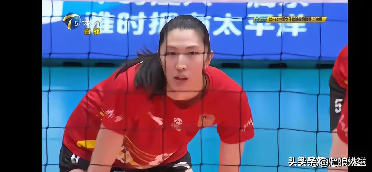 怪外援就✔️了，明年接着。俱乐部那么多，唯有苏迷怪外援，主攻吴梦洁怪主场太吵理由