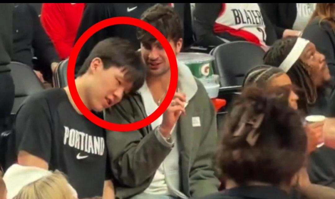 波特兰开拓者在摩达中心迎来了一场精彩赛事，面对来访的亚特兰大老鹰，开拓者凭借着绝