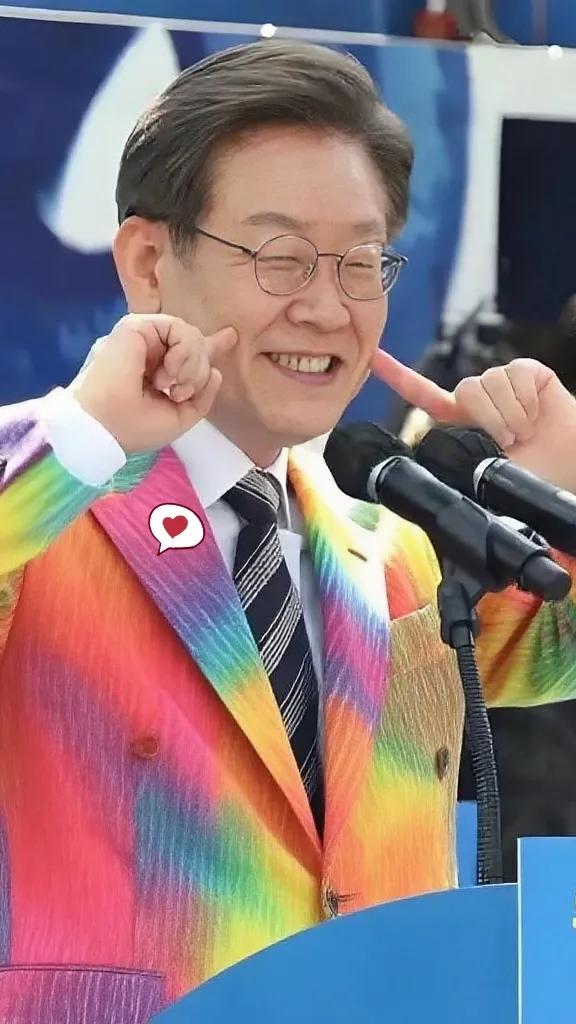 就在刚刚  
韩国宣布了  
9月1日重磅消息！韩国刚刚公布了2026年超级预算