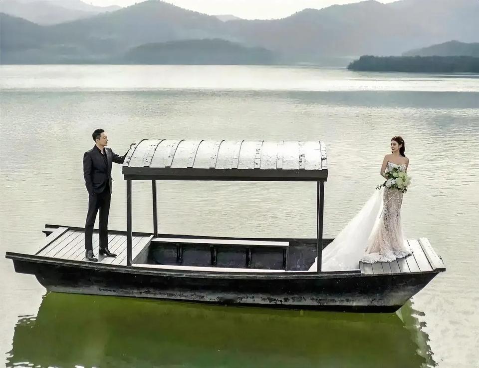 汪小菲马筱梅大婚，有点急躁了，为了孩子，应该等两三年再结婚，毕竟孩子妈妈刚走，看
