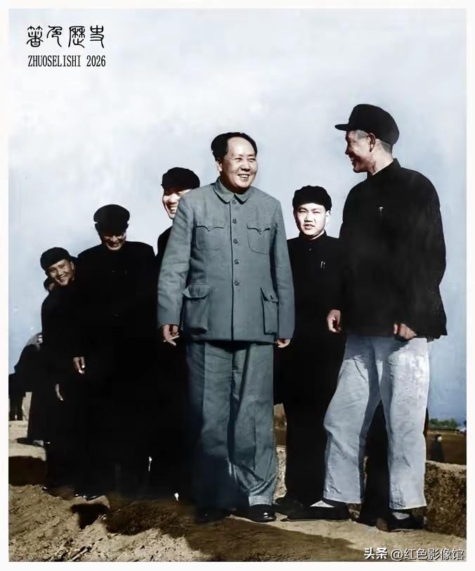 毛主席下基层