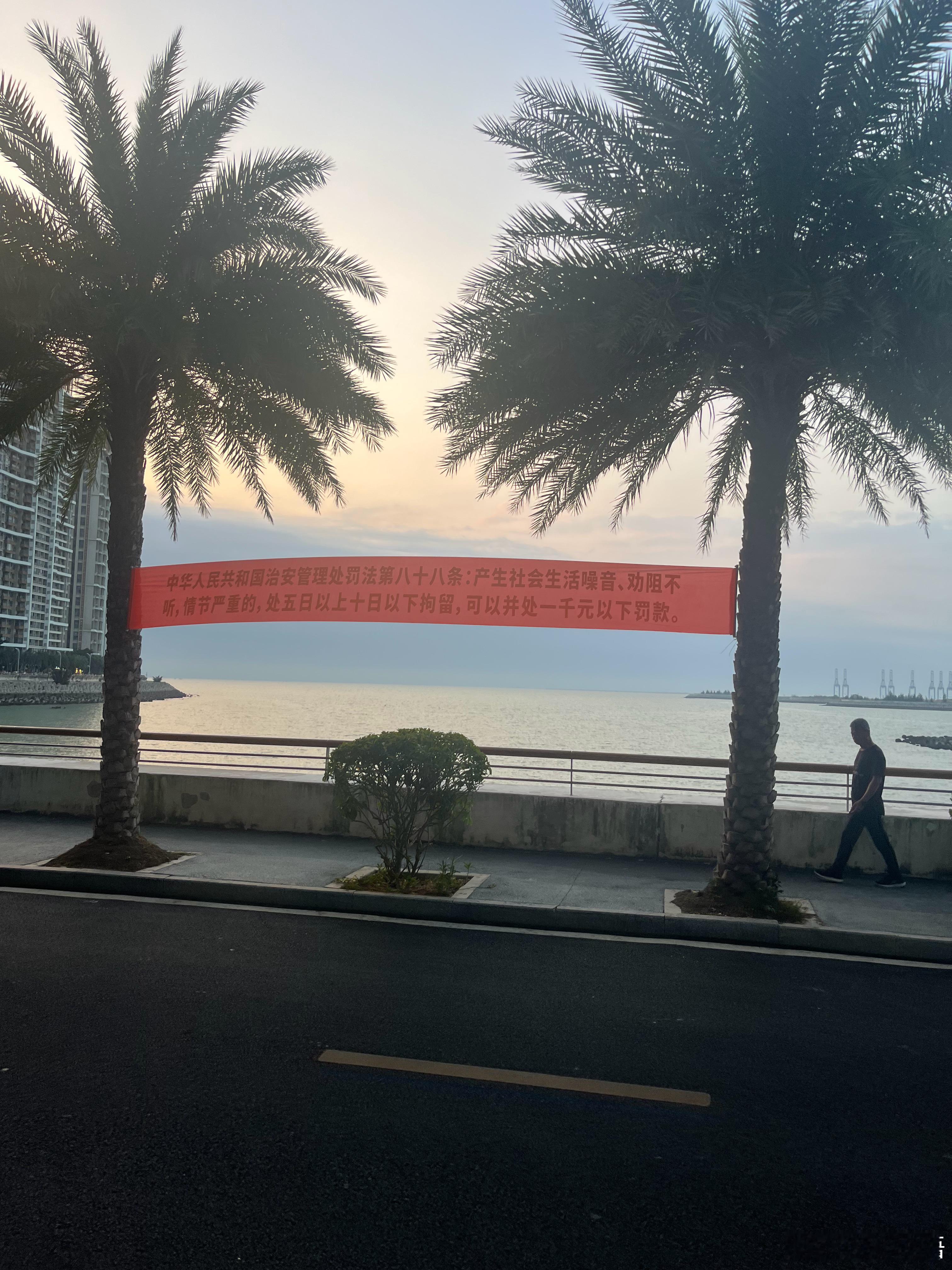 不是每个人，都能成为自己想要的样子，但每个人都可以努力成为自己想要的样子。朋友，
