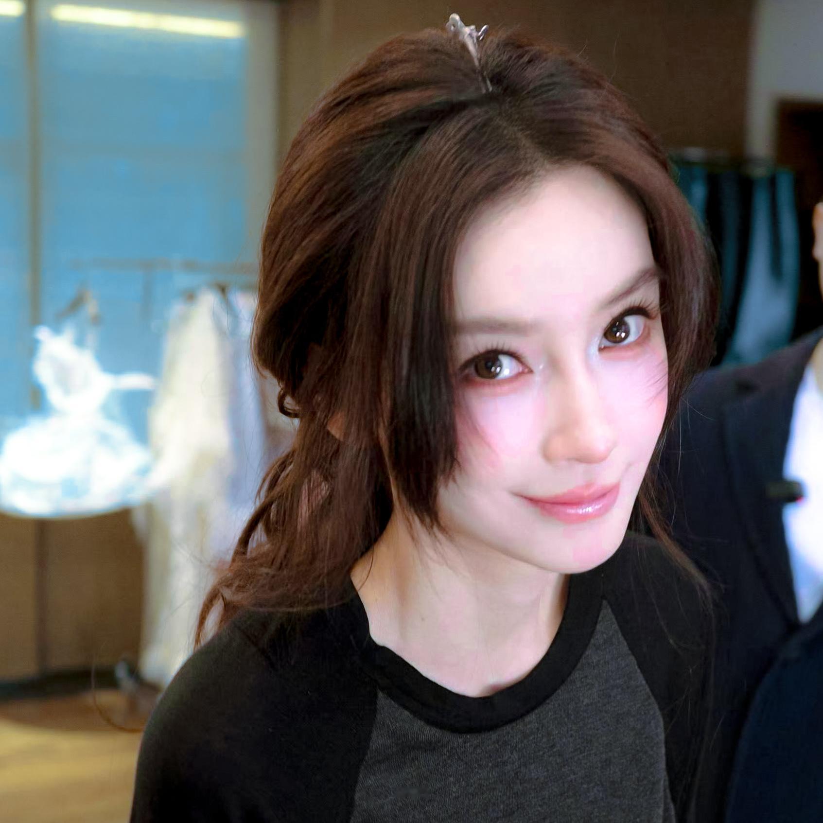 angelababy  angelababy三拾澄明七堇新荔 小猫的秘密是喜欢小
