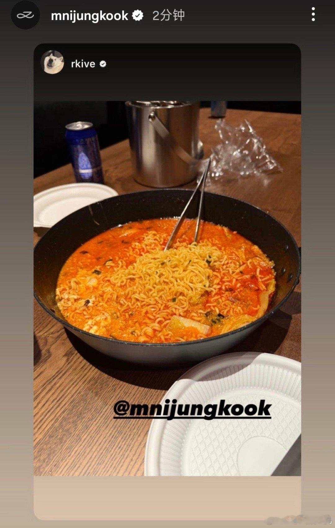 田柾国更新了ins，煮的是aespa代言的同款拉面吗 