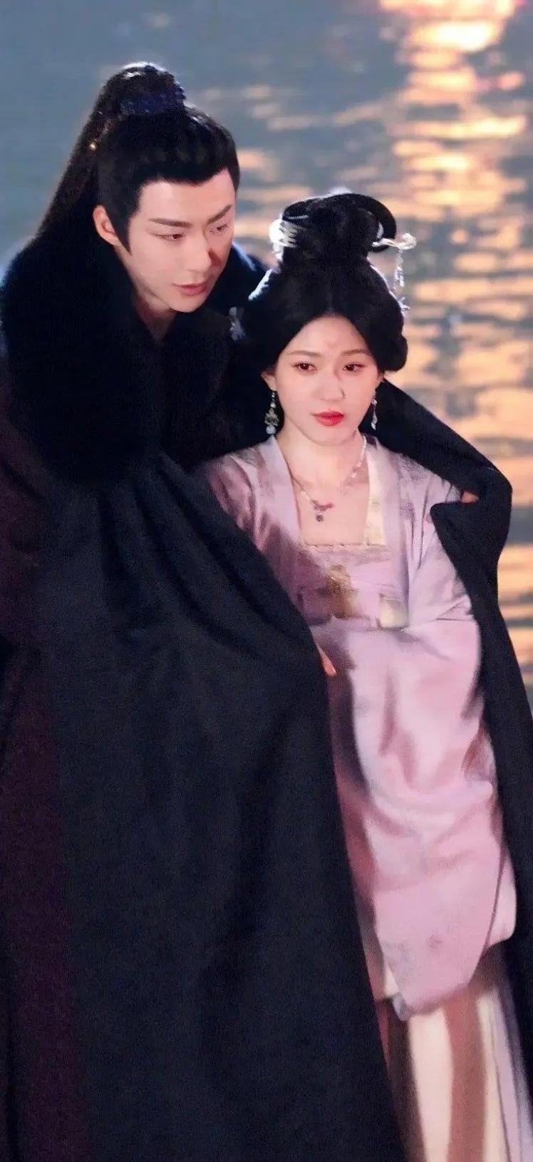 珠帘玉幕路透，感觉男女主这个笑好勉强啊