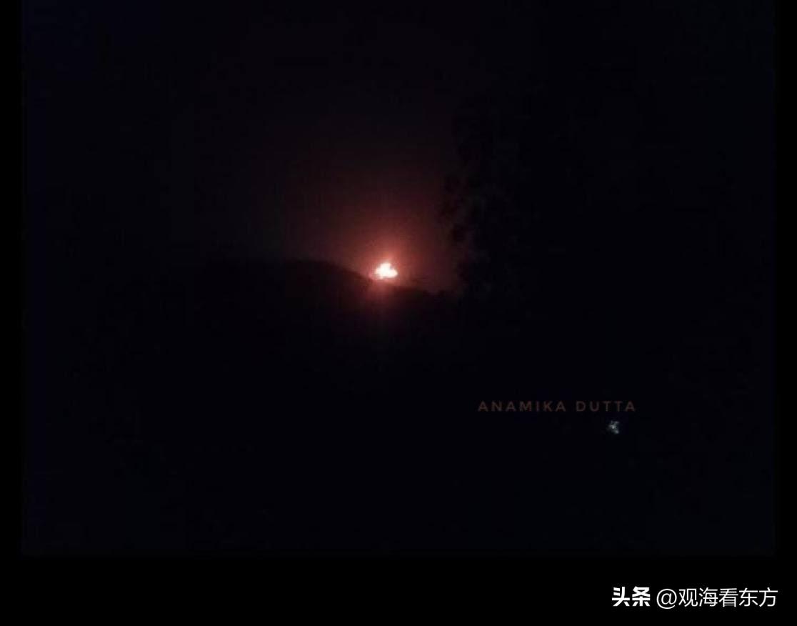 快讯：巴基斯坦军方报道，印度空军一架苏-30MKI战斗机在阿萨姆邦坠毁，飞行员失