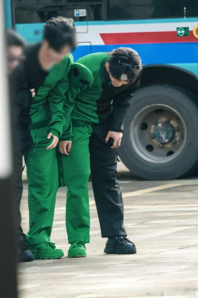 刘耀文小触角连体人刘耀文可爱外星人 刘耀文小触角连体人，刘耀文可爱外星人来的呀，