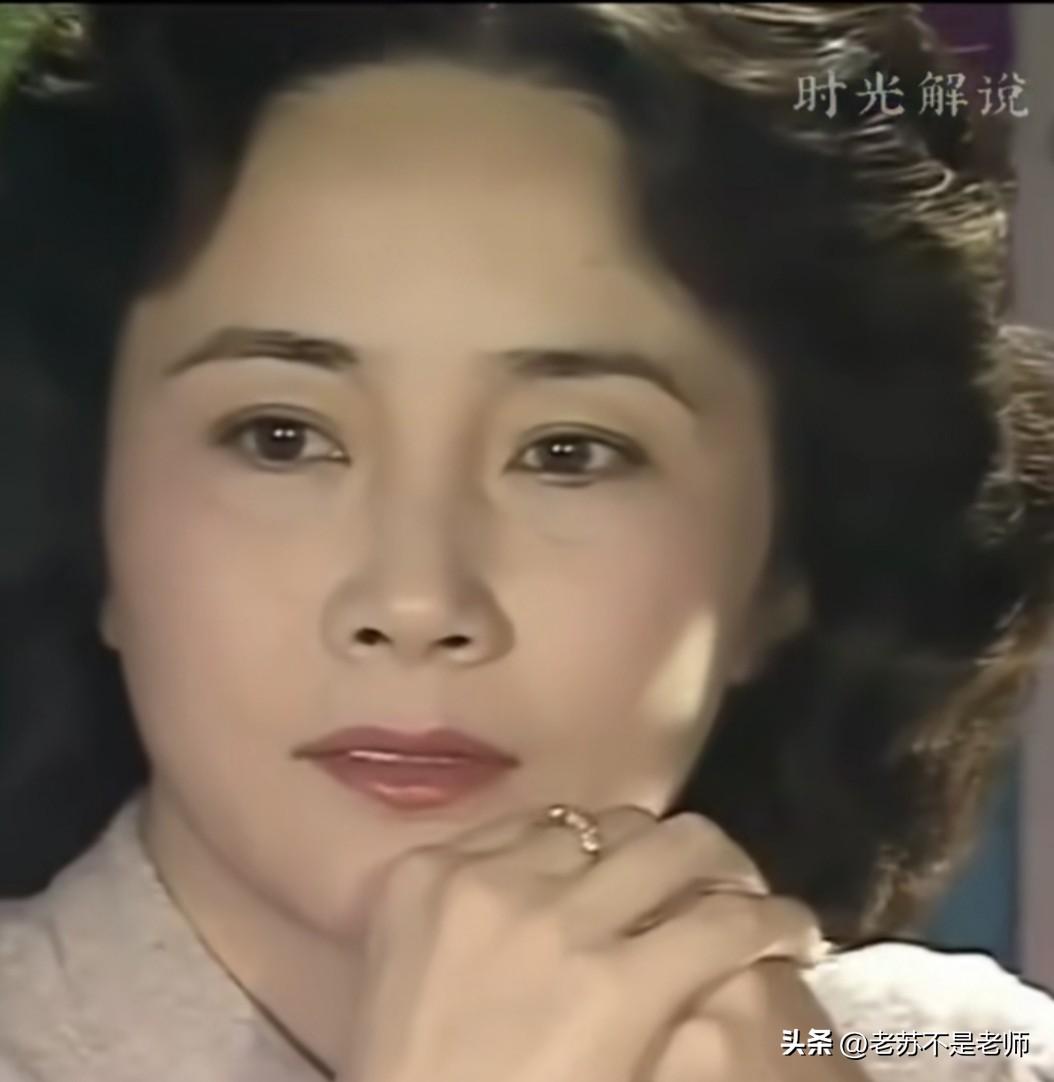 多么熟悉的面孔，就是一时想不起来叫什么名字，有知道的吗？