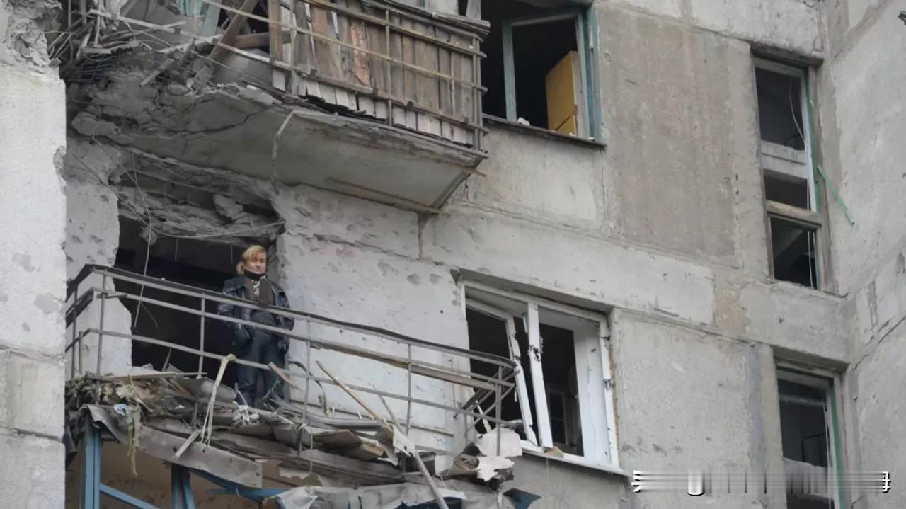 突发！2025年12月9日，乌军对俄罗斯楚瓦什共和国发动袭击，已致14人受伤！俄