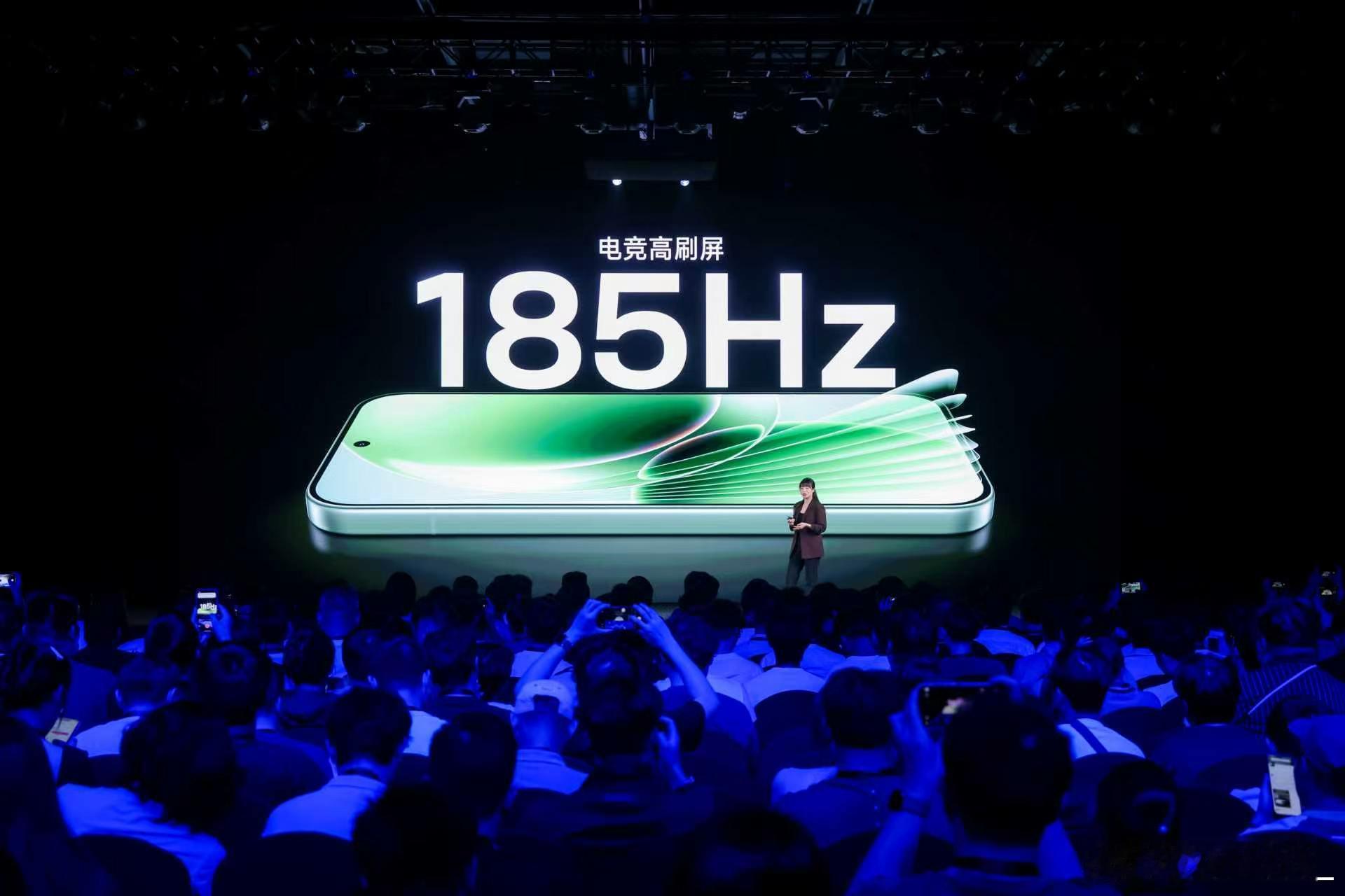 现场版 K100 Pro 打造更高端的中国屏M11 最新发光材料，发光效率提升2