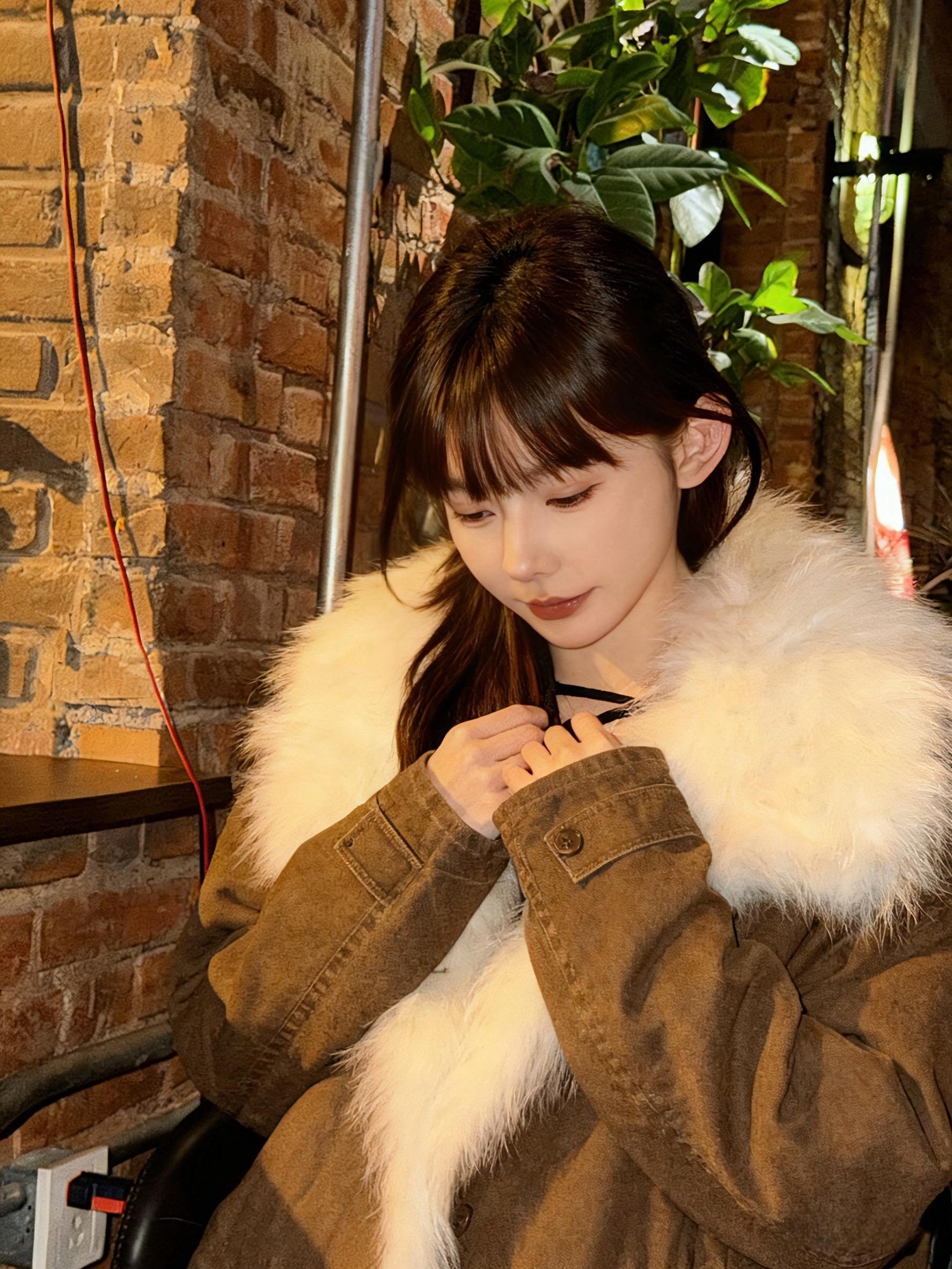 喜不喜欢甜妹？我刚吃了甜品 嗯？说话