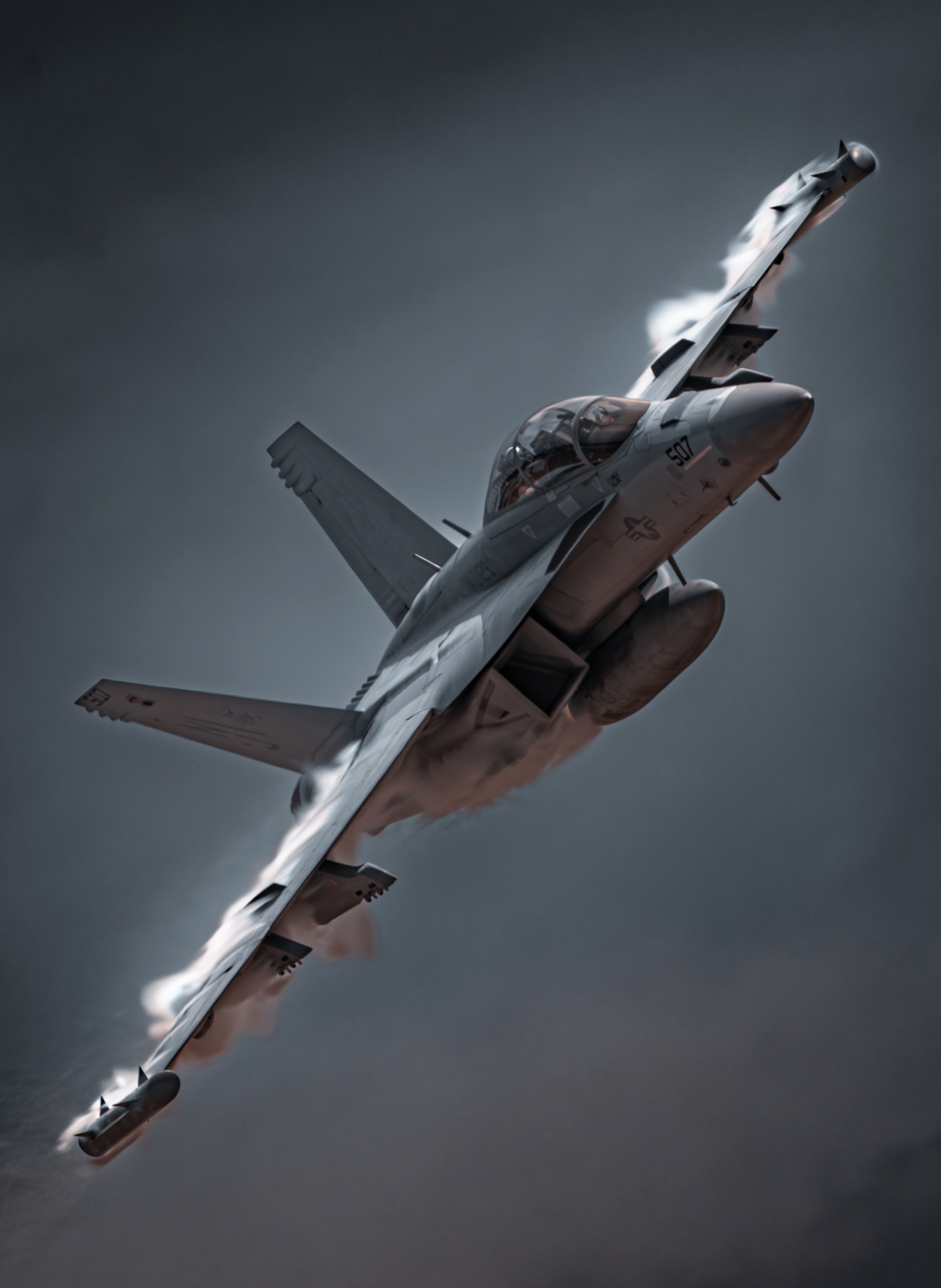 分享圖片：美國波音EA-18G“咆哮者”艦載電子戰機 