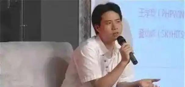 一个初中毕业的普通网管，全靠自己摸索，做成了当年最火的上网首页hao123。20
