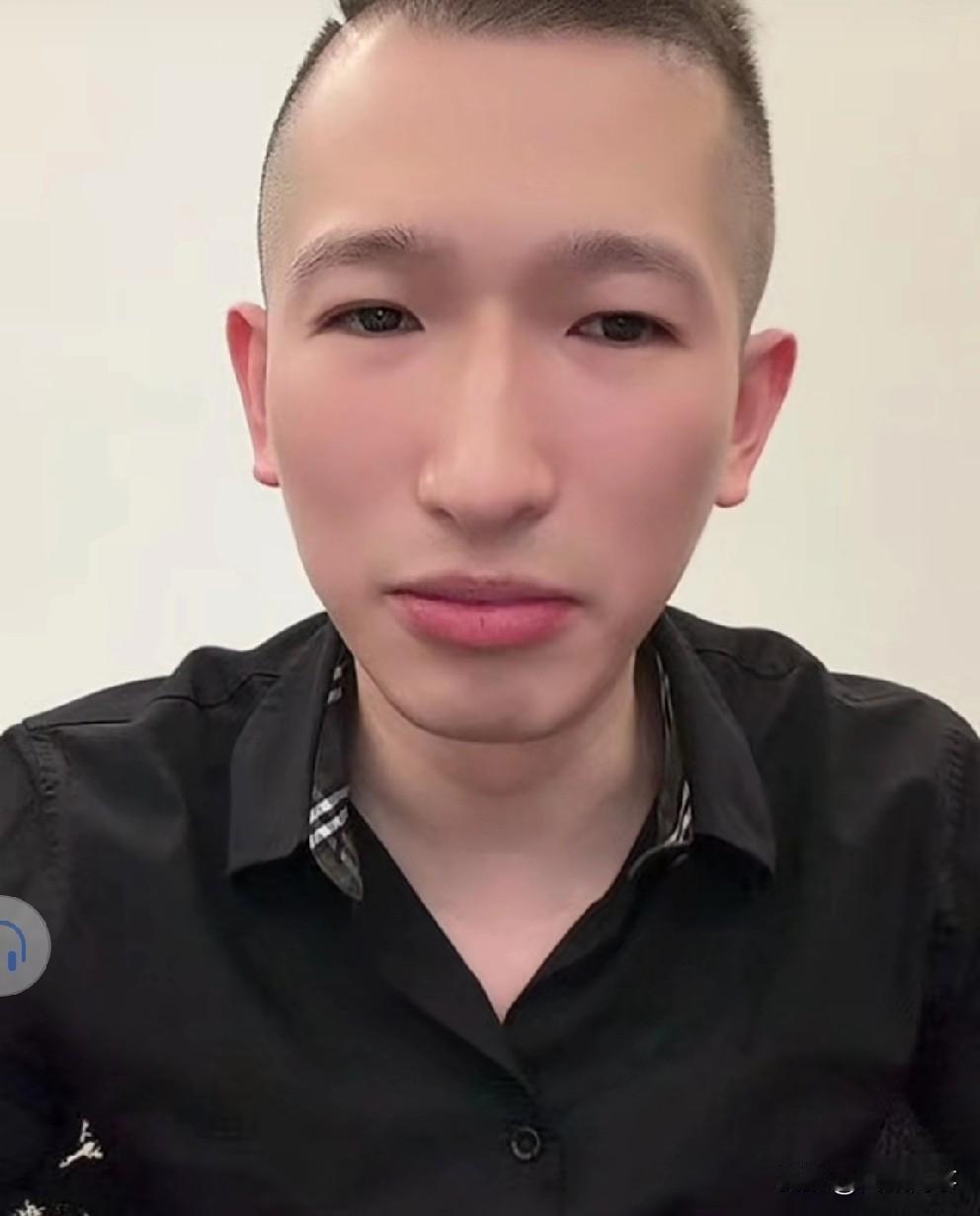 Gou磊因“二进宫”服刑错失豪车大礼！

           Gou磊自嘲没有