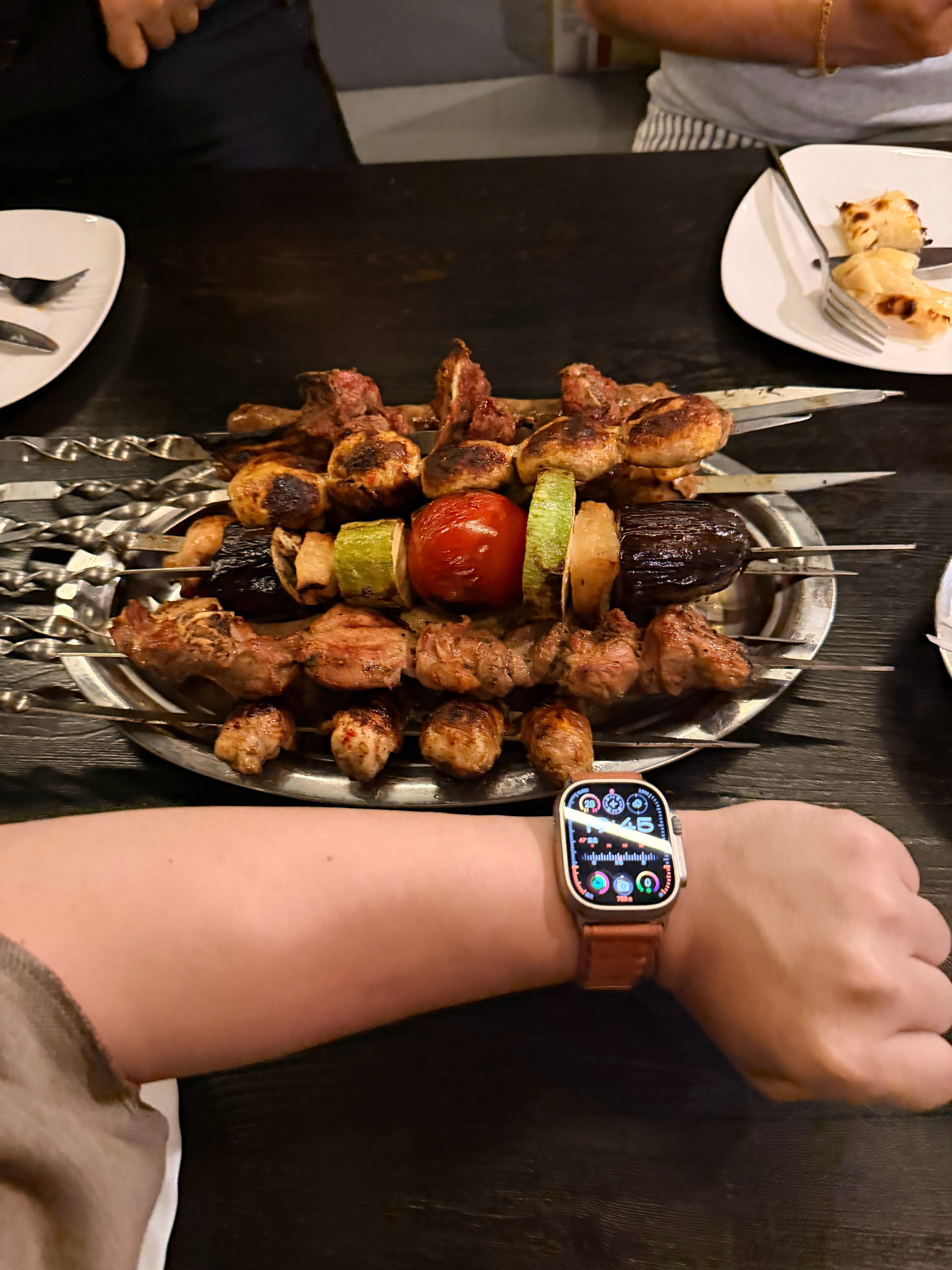 恰饭了