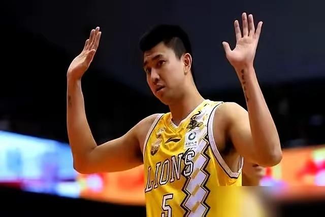 支持你的观点。一个人想要有所成就必须得承受得委屈，
要不然你凭什么挣这么多？
很