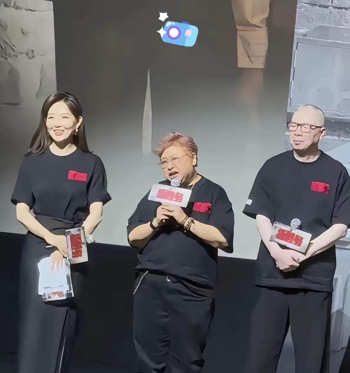 韩红不再纠结，果断道歉，并表示退出多年的公益。

事情很多人都知道了，他帮冯小刚