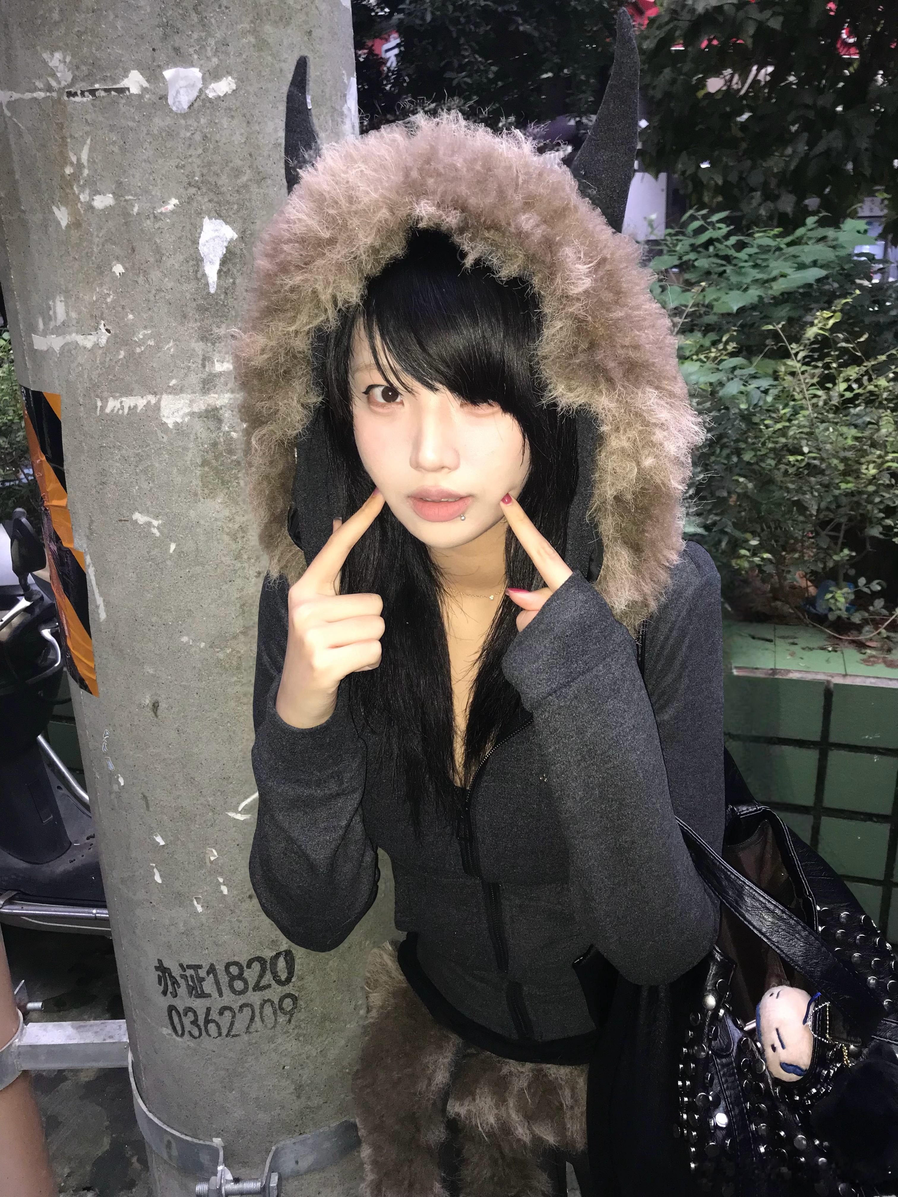 斜刘海来了 ​​​