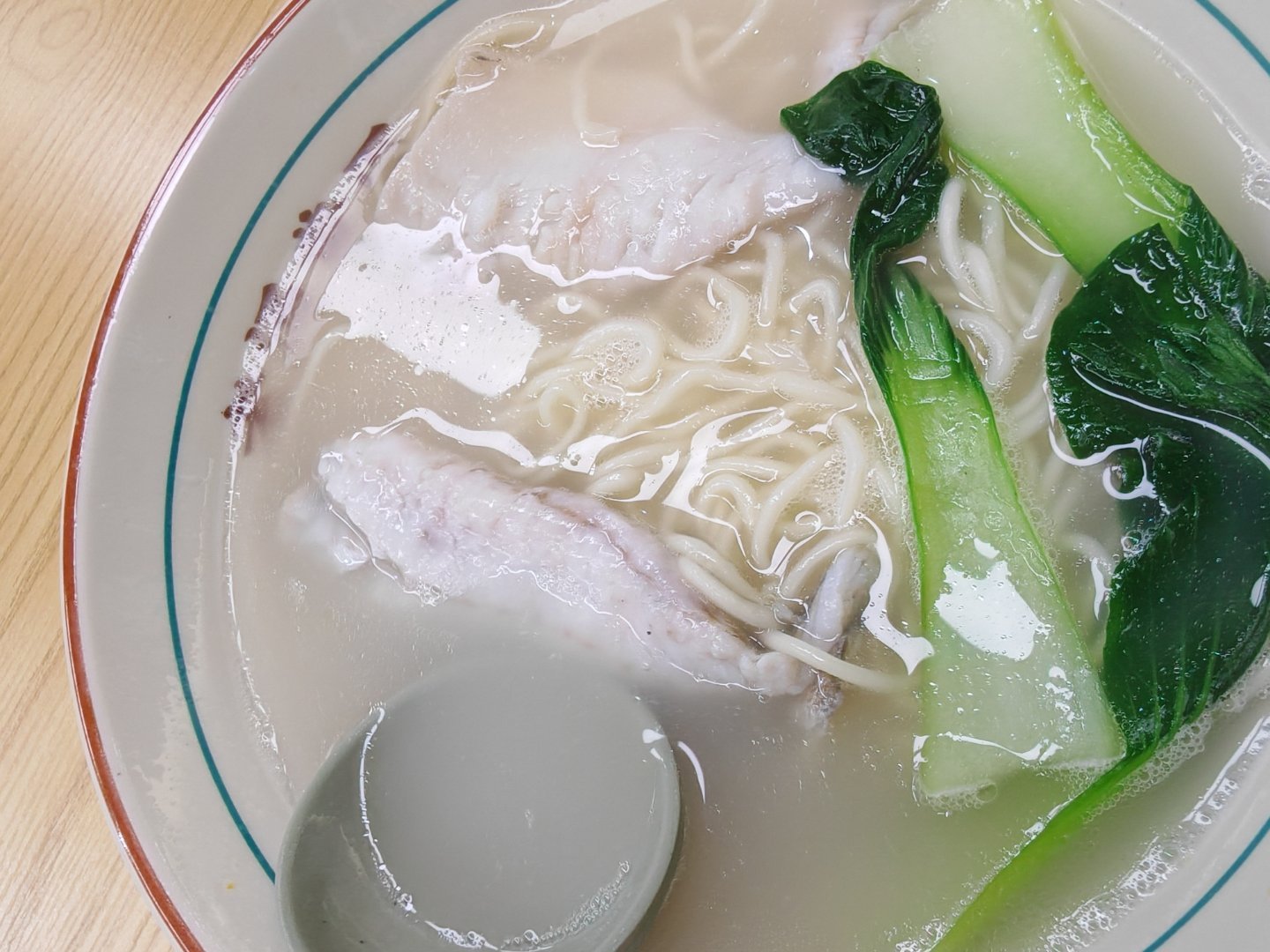 就为了这口鱼汤 青岛·老汤黄丐鱼汤面馆(融创茂店)