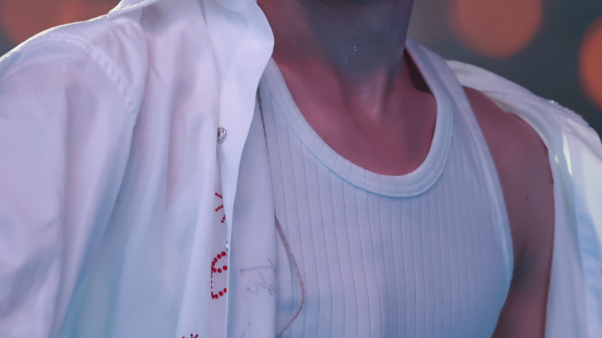 媚起来身体也是桃🍑色的