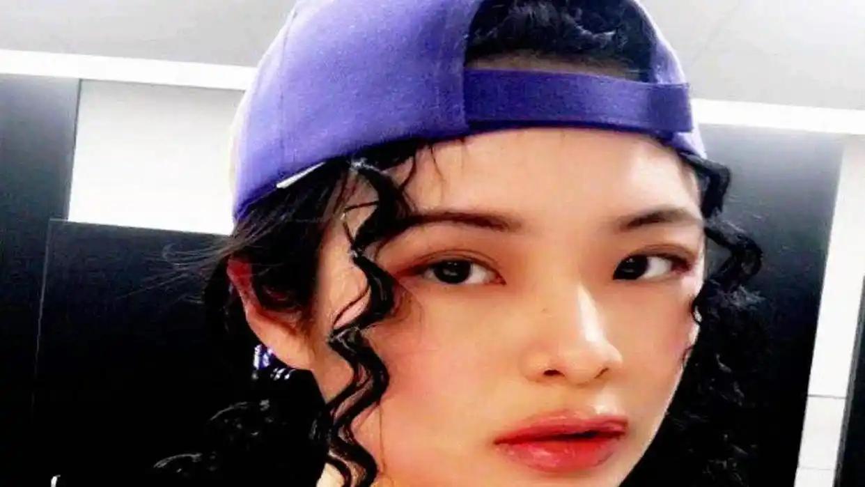 “反华妖女”许可馨，回国后叫嚣无人敢动她，如今下场简直大快人心！
 
2020年