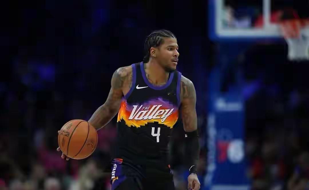 无限打铁，杰伦格林今天拉了坨大的。常规赛太阳104：116不敌森林狼苦吞三连败，