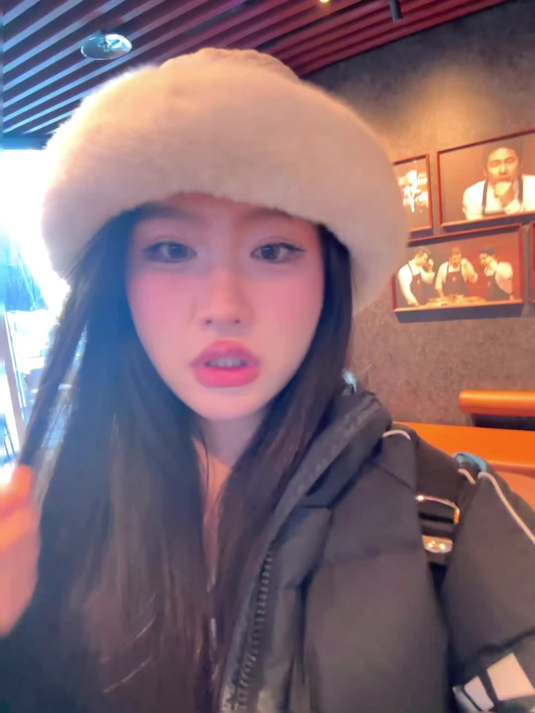 有漂亮的围巾🧣推荐吗？