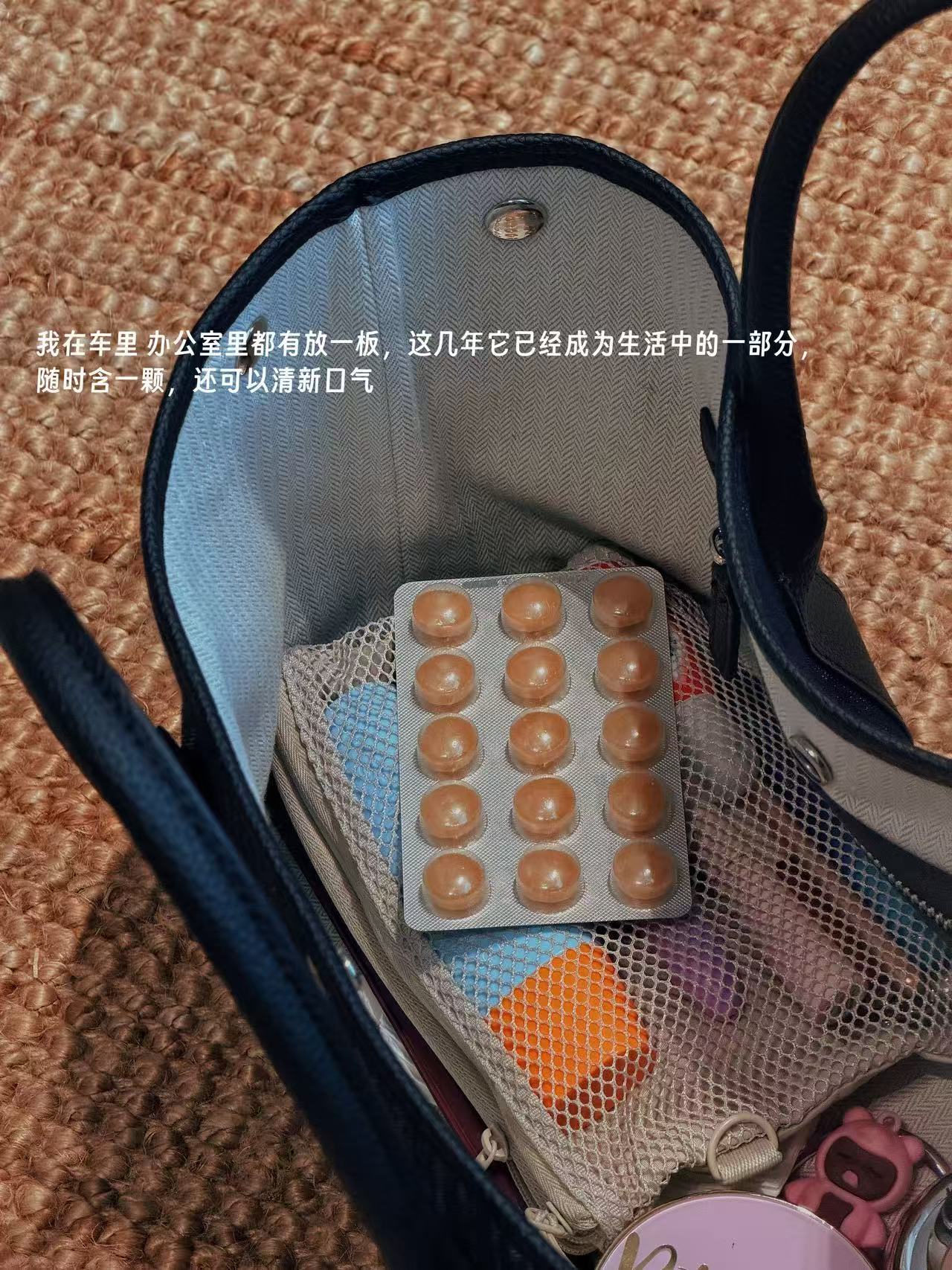 思思替你种草拔草种草拔草马上又到了教师节啦，我太太太推荐大家也给老师准备一盒小小