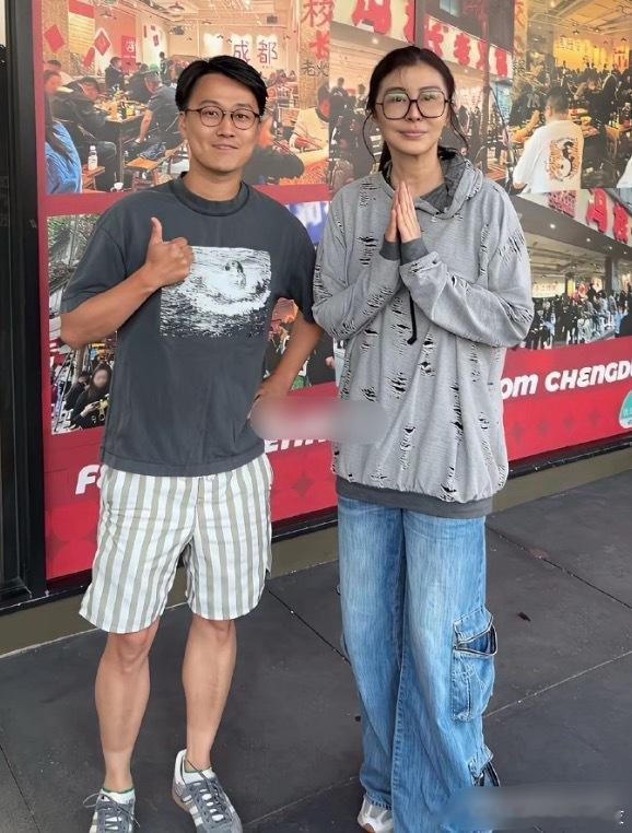 王祖贤近照，好高啊！ 