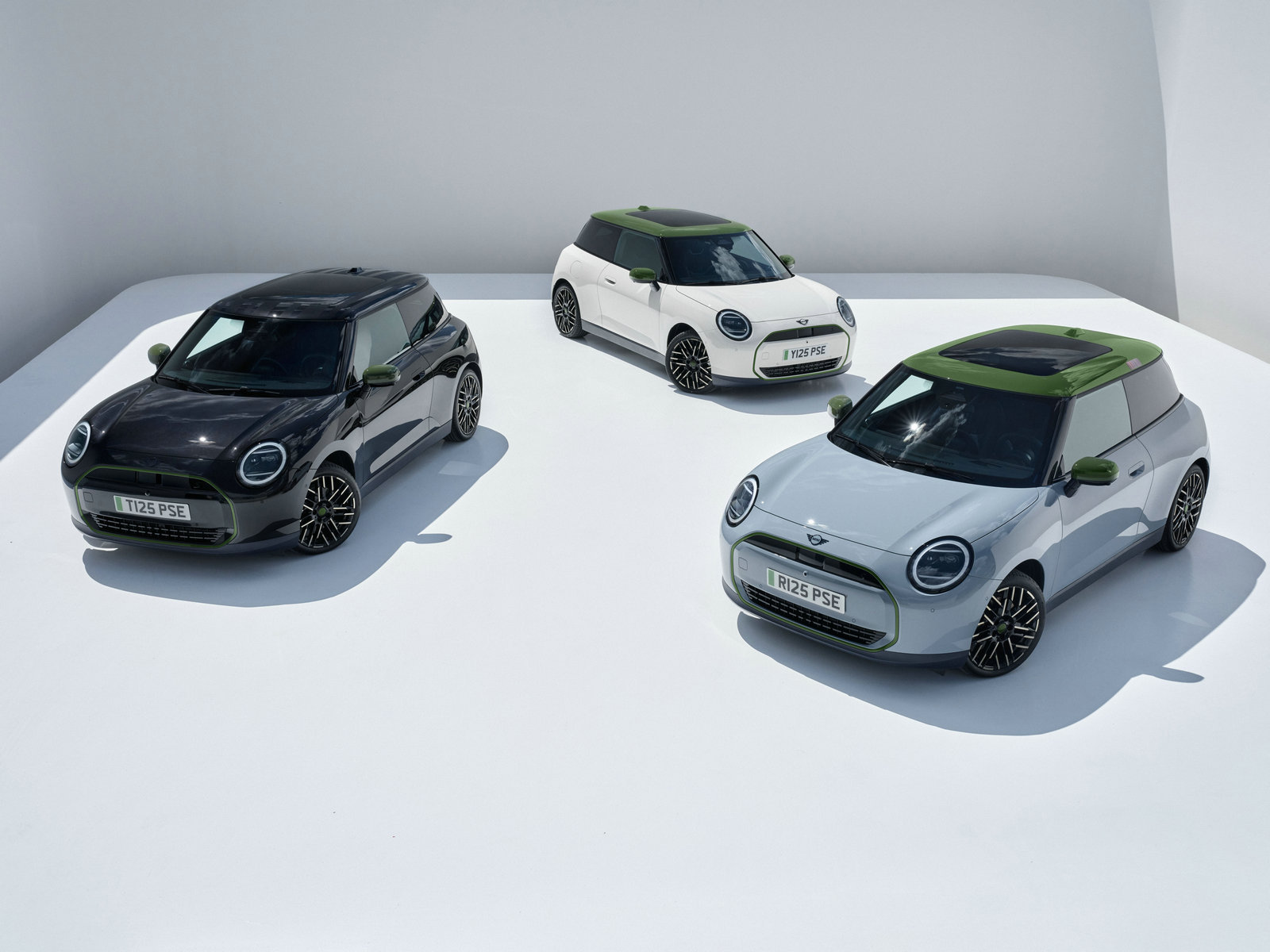 继续个性继续耍！全新MINI PAUL SMITH系列推出电动COOPER、三门