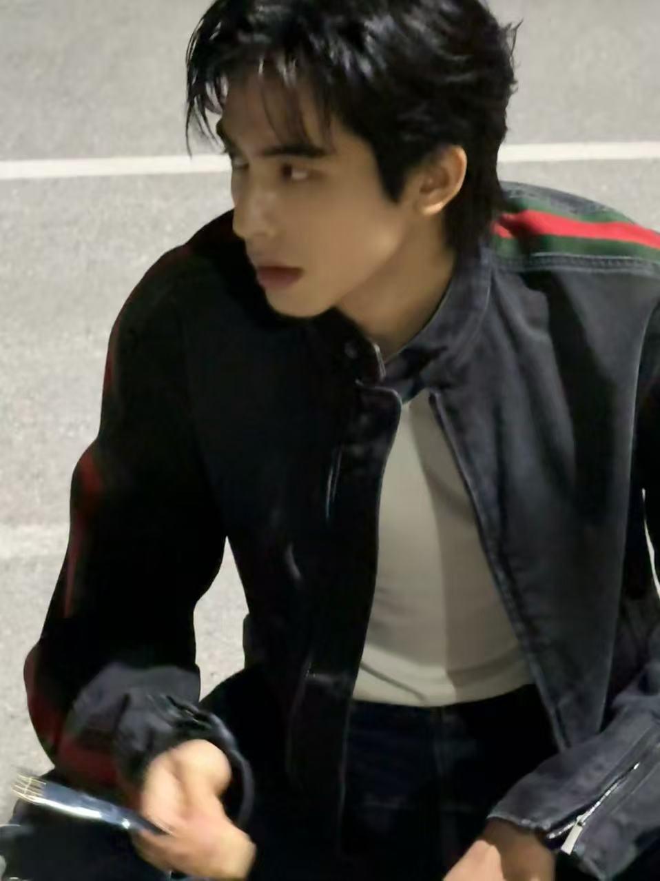 宋威龙的OOTD宋威龙街头OOTD 古驰男神！ 