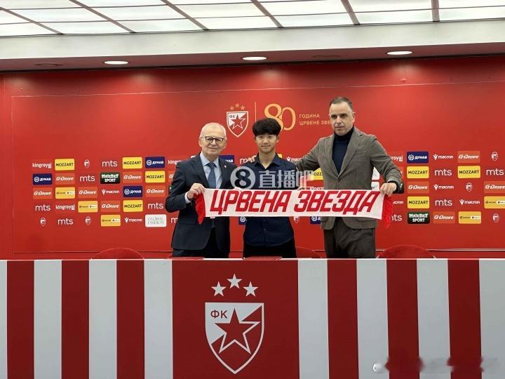 官方：16岁中国小将万项加盟贝尔格莱德红星！将代表俱乐部U17梯队参加塞尔维亚青