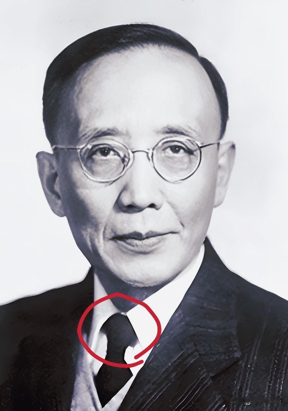 “手顺不贪”是底线？不，那是郭沫若给文人立的规矩
 
南京博物院那点丑闻，真是把