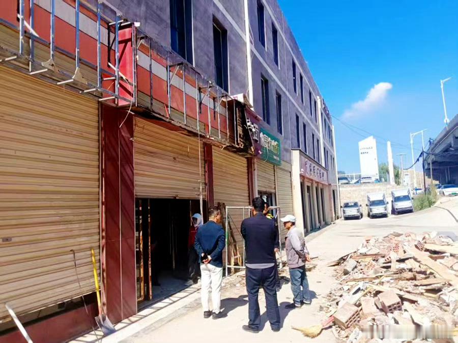兰州盐场路街道节前专项巡查【严控扬尘护蓝天】中秋佳节前夕，兰州市城关区盐场路街道
