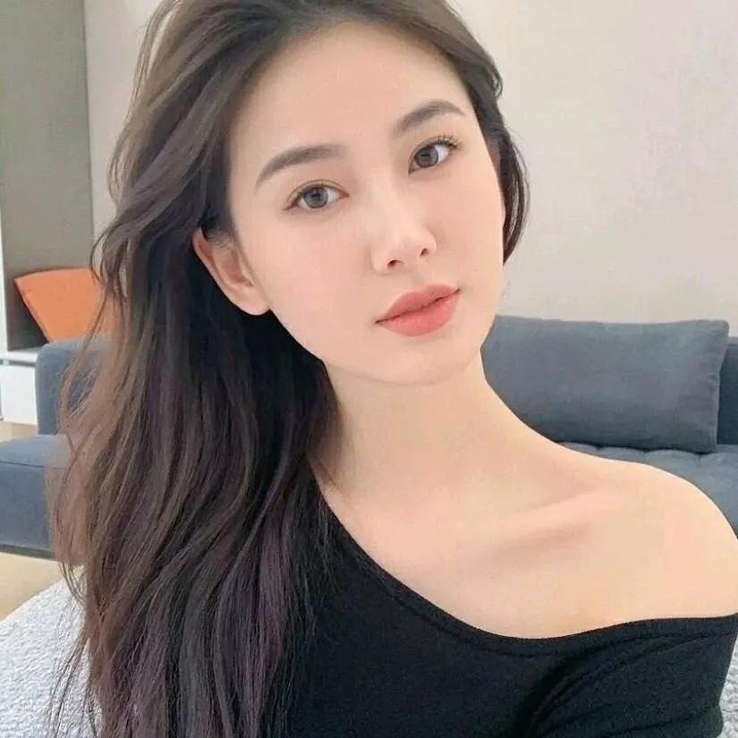 温柔气质女神，优雅自然美，轻松驾驭各种风格！温柔高贵的女性 温柔感美女 温婉大方